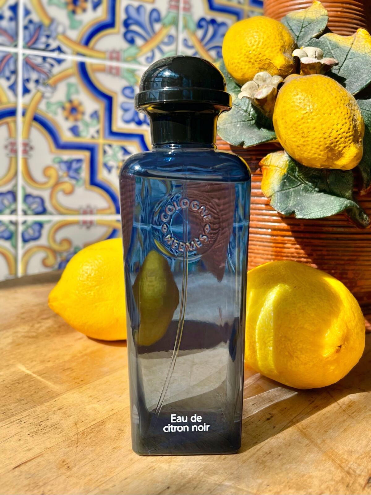 Eau de Citron Noir